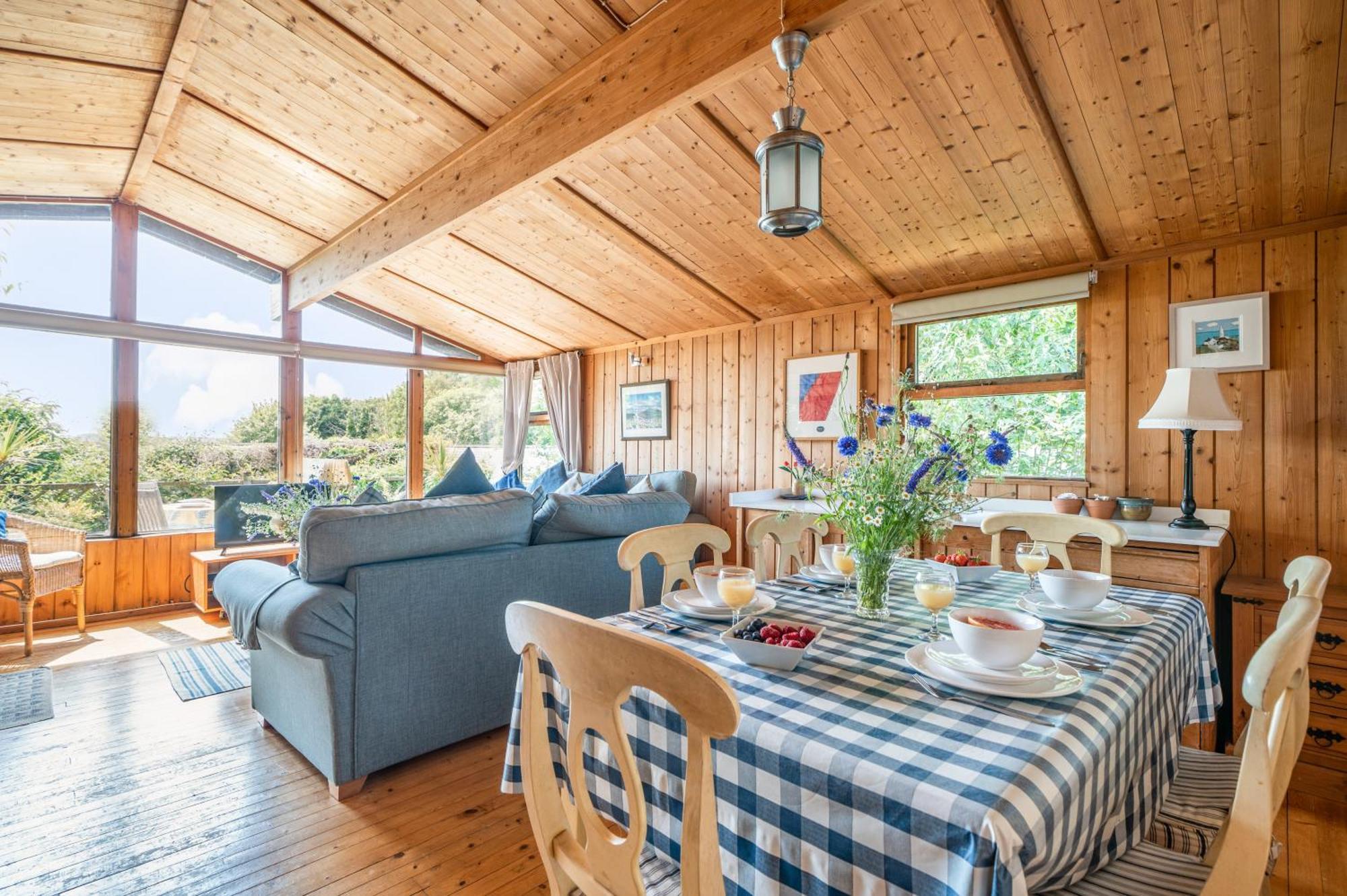 Scandinavian Style Lodge In Rock Wadebridge Dış mekan fotoğraf